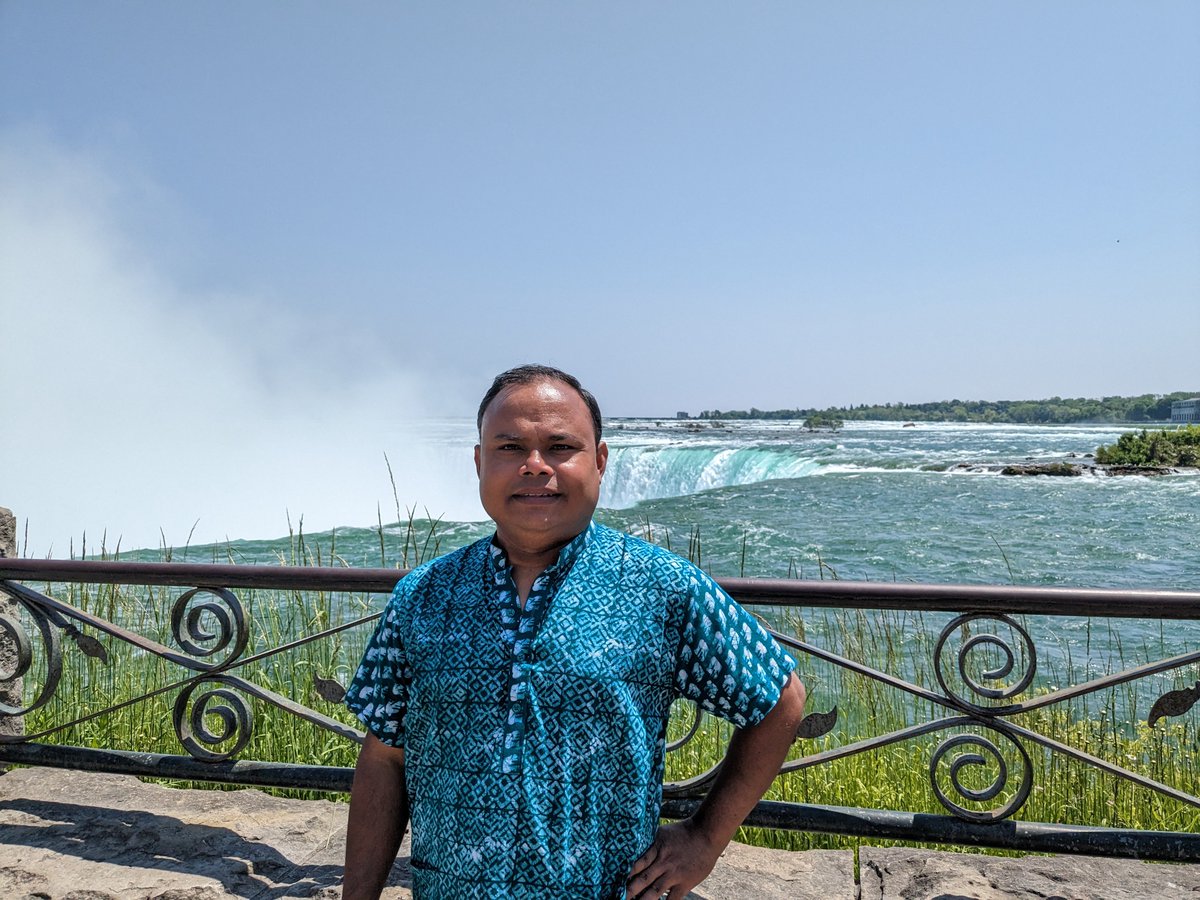 Wrapped up a very rewarding conference! Glad to be reconnected with some great mentors! Had tons of ethnic food, social meet up, fun trip to Niagra and so on.