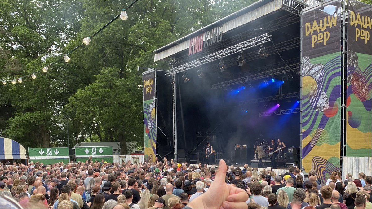 Volg hier de livestream van Dauwpop dag 2: The Opposites, Goldband en Danny Vera #rtvoost
rtvoost.nl/nieuws/2232731…