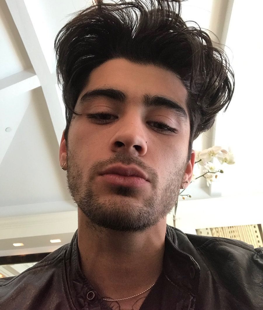 niazkolmortage's tweet photo. Idk ask Gigi Hadid..... https://t.co/HybXrjTIpB