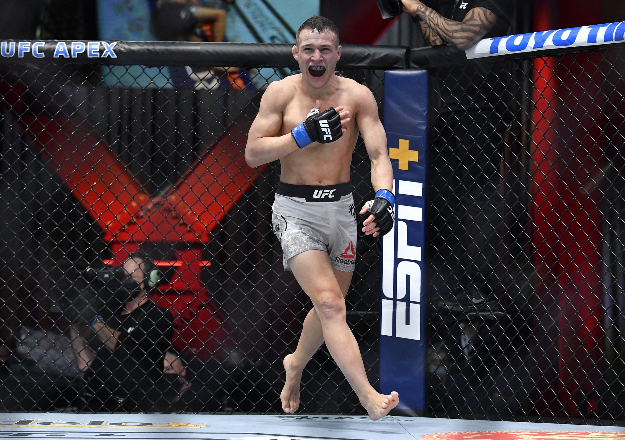MMA Mania on Twitter "UFCVegas74 results, live playbyplay updates