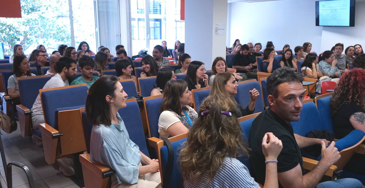 Ahir vam celebrar el primer seminari de recerca i divulgació NURSEARCH salut mental, on es va lliurar el 🏆premi a millor projecte de recerca. 👇🏼T'ho expliquem en un fil...👇🏼
