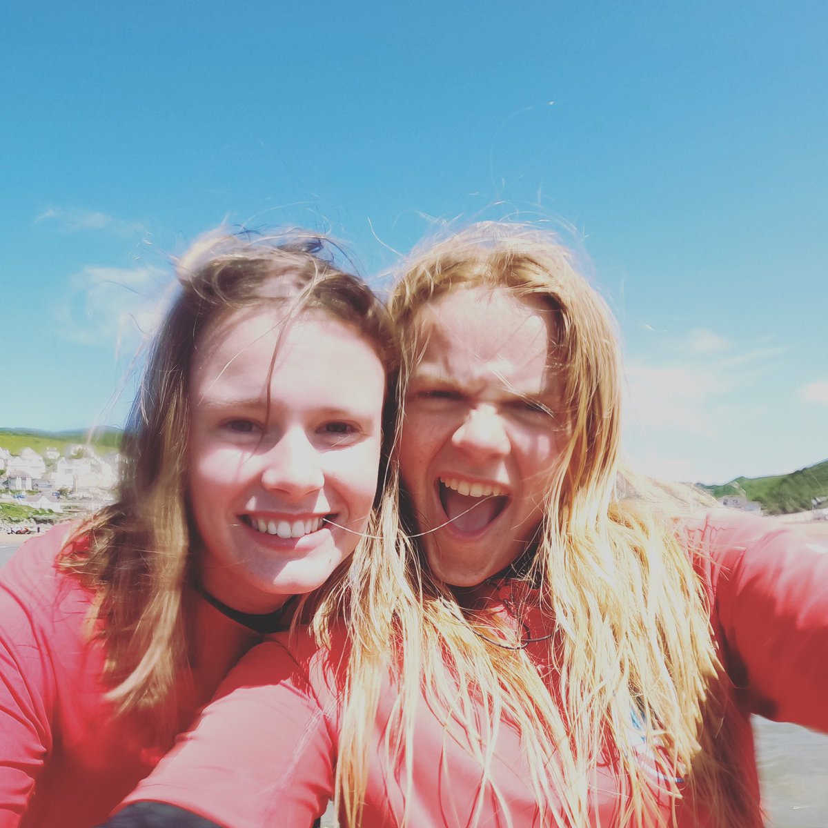 Squad goals!!💥👊🤙 #dreamteam #squadgoals #woolacombe #squad #woolacombebay #femalesurfer #femalesurfcoach #surfschool #woolacombesurfcentre #surflesson #northdevon #lovewhatyouso #smiles #sassy #team #wsc