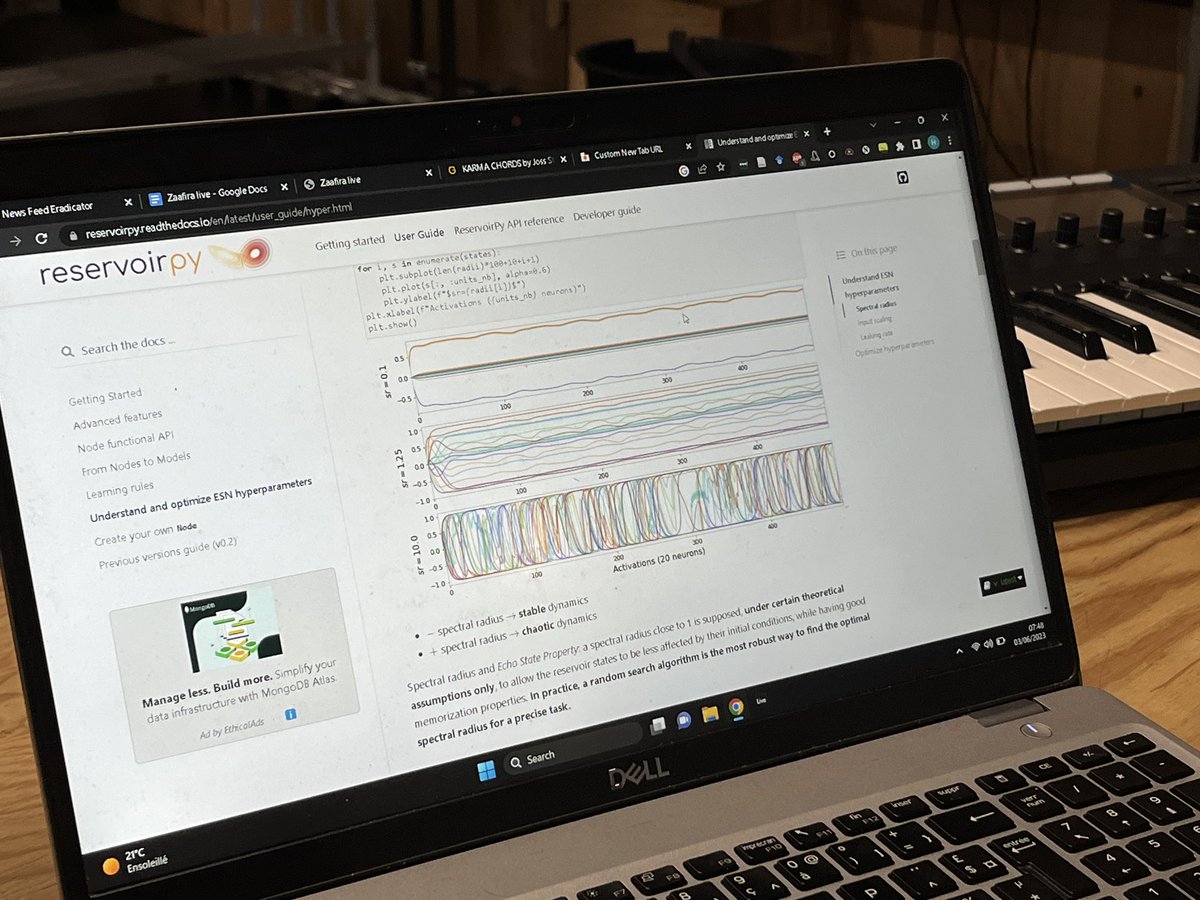 neuronalX's tweet image. Les cerveaux ont bien commencés à chauffer au hackaton #hack1robo à @capsciences !

Ici les équipes @Davidtrocellier sur le projet BrainKart avec un @openBCI EEG
Et de @HChateauLaurent pour contrôler un @reservoirpy en MIDI

@Inria_Bordeaux @RhobanRobots @Clement_MF_