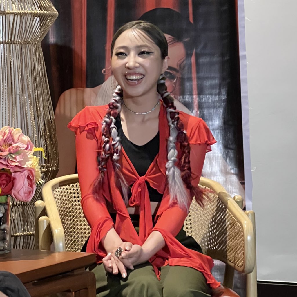 MINZY feels like Manila is her second family. She fondly remembers her dance battle with Jollibee the most 😁

#GleeTourInManila <a href="/neuwave_events/">Neuwave Events & Productions</a>
