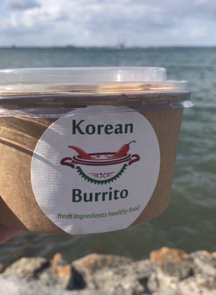koreanburrito's tweet photo. Fancy something fresh and tasty ๐
Delicious fresh Korean style burritos and bowls with homemade kimchi at #blackrockmarket
.
.
#burritos #dublin #kimchi #freshfood #visitdublin #blackrockdublin #koreanburrito #beefburrito https://t.co/4TOZ0iyRtr