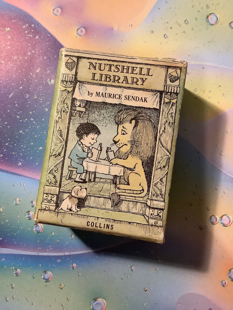 WatsonsVintage's tweet photo. Just take a look at this Rare and ADORABLE Vintage 1977 Miniature Book Box Set. Nutshell Library by #MauriceSendak https://t.co/vRA6scLbzX #ChildrensBooks #MiniatureBooks #VintageBooks #UnusualGift #CollectableBook https://t.co/WxvBuB1lL5