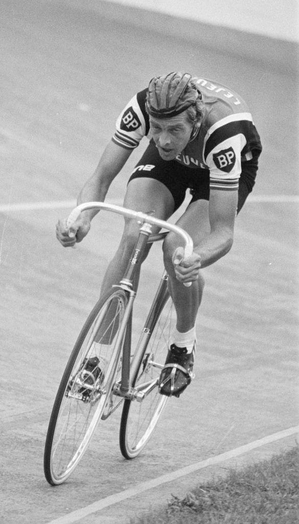 Col 🚴 Last day selling Cycling Shirts Kit #cycle tweet media