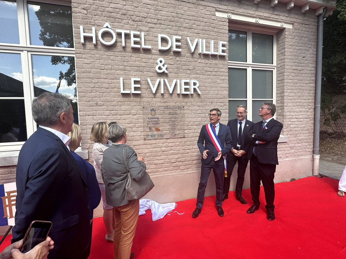 BertrandRingot's tweet photo. Beaucoup de plaisir Ă reprĂ©senter lâ#AMN, association des #Maires du #Nord ce samedi Ă #Cysoing afin dâinaugurer la nouvelle mairie - mĂ©diathĂšque dans un cadre historique magnifique avec un parc arborĂ© .
Félicitations à notre collÚgue #BenjaminDumortier pour cette réalisation. https://t.co/m4Zbh0QI3p