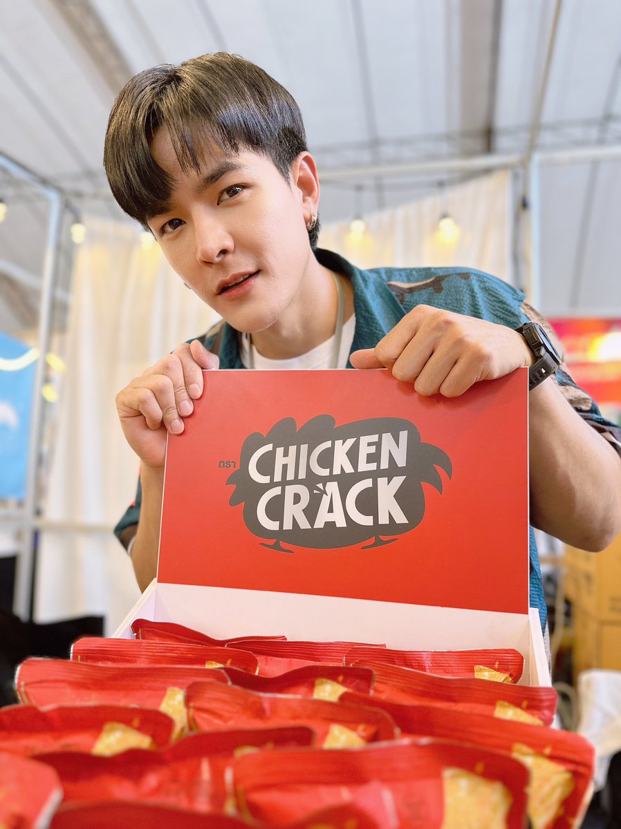 ตลาดโสด ทัก!!!
#MarkIIIV
#ChickenCrack
#TALADSODE 
#ตลาดโสด 
#จะโสดไปไหนไปตลาดโสด
#SingleMarket 
#MadeWithPRIDE