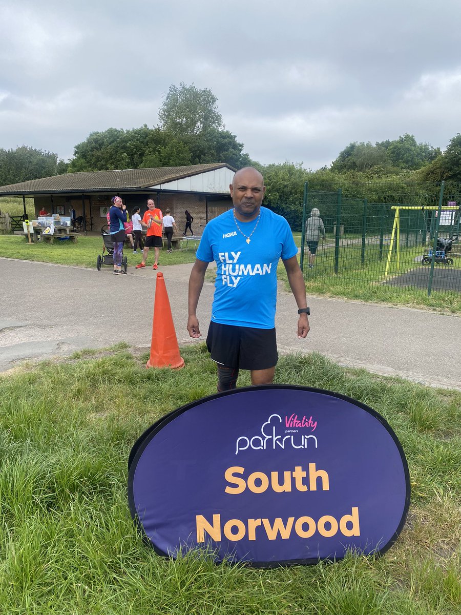 Love volunteering at Parkrun <a href="/parkrunUK/">parkrun UK</a> 

2️⃣8️⃣ min pacer <a href="/SNorwoodparkrun/">SouthNorwood parkrun</a> 

🌳 #loveparkrun
#parkrun
#parkrunvolunteer
#SouthNorwoodParkrun
#VolunteersWeek 
#Hoka
#FlyHumanFly <a href="/hoka/">HOKA</a>