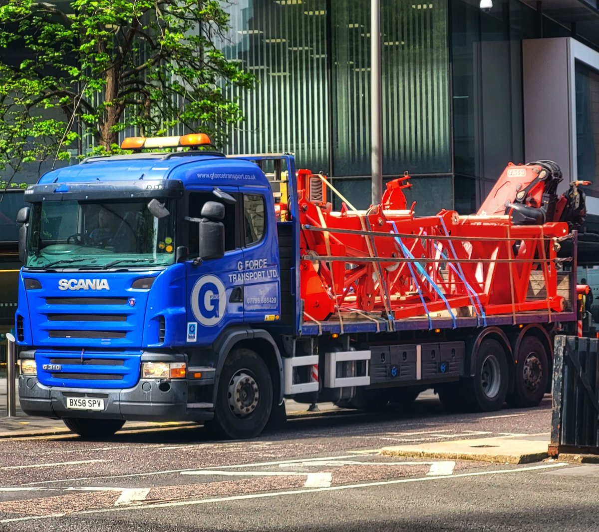 3 wagons, a Forklift lift plan, a Lorry loader lift plan and the #wolffkran Derrick Crane is effiently picked up from #8bishopsgate 

#liftingoperations #liftingsolutions #liftandshift #machinerymovement #compactcranes     #loveconstruction #ukconstruction #safety