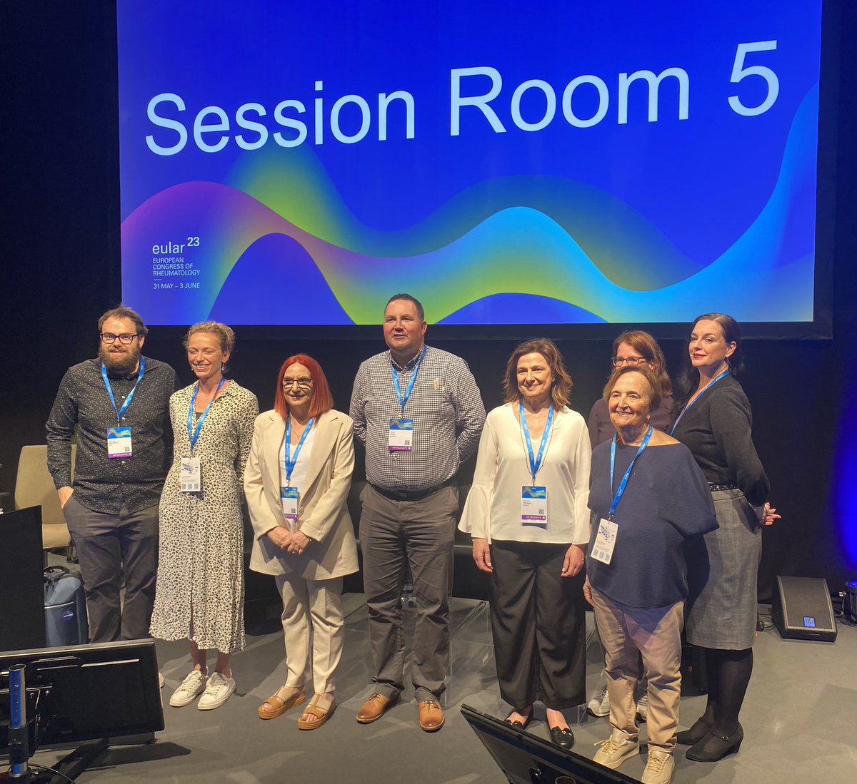 lauraandreoli80's tweet photo. #EULAR2023 @eular PARE session
“SO WHAT NOW?” Challenges when living with #rheumaticdiseases 
🗓️everyday tasks
🫂interpersonal relationships &amp; sexuality 
🚼family planning 
🖥️absenteeism | presenteeism
🧘🏻mindfulness 

TREAT THE PATIENT, SAVE THE PERSON! 
@fibrofella @GiogioMasca https://t.co/Ek3Jkkvfbm