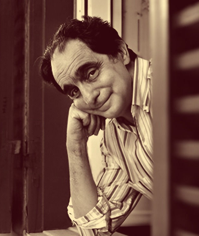 'İnsanların isimleri rastgele koyulmuştur, gerçekçi olması adına karakterlerin isimleri de rastgele koyulmalıdır. Buna karşın gerekçesiz isimlerin muğlak olduğuna inanıyorum.'

Italo Calvino'dan 'Karakterler ve İsimler', Punctum'da:
punctumdergi.com/post/karakterl…

Çeviri: Yasin Karaman