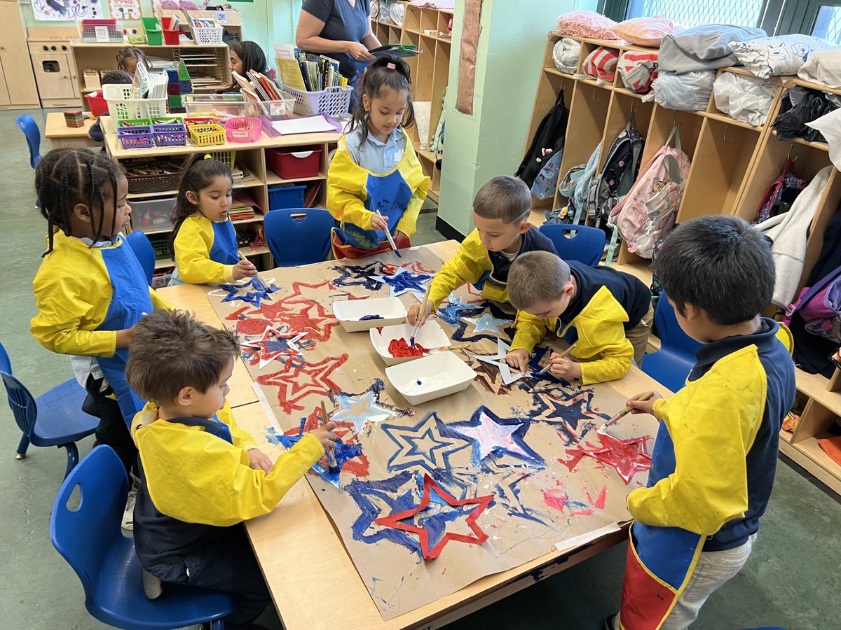 PS232QStrong's tweet photo. PS232Q Strong - PreK activities for Memorial Day! @D27NYC @D27PreKCenters https://t.co/cWKei8wfCf