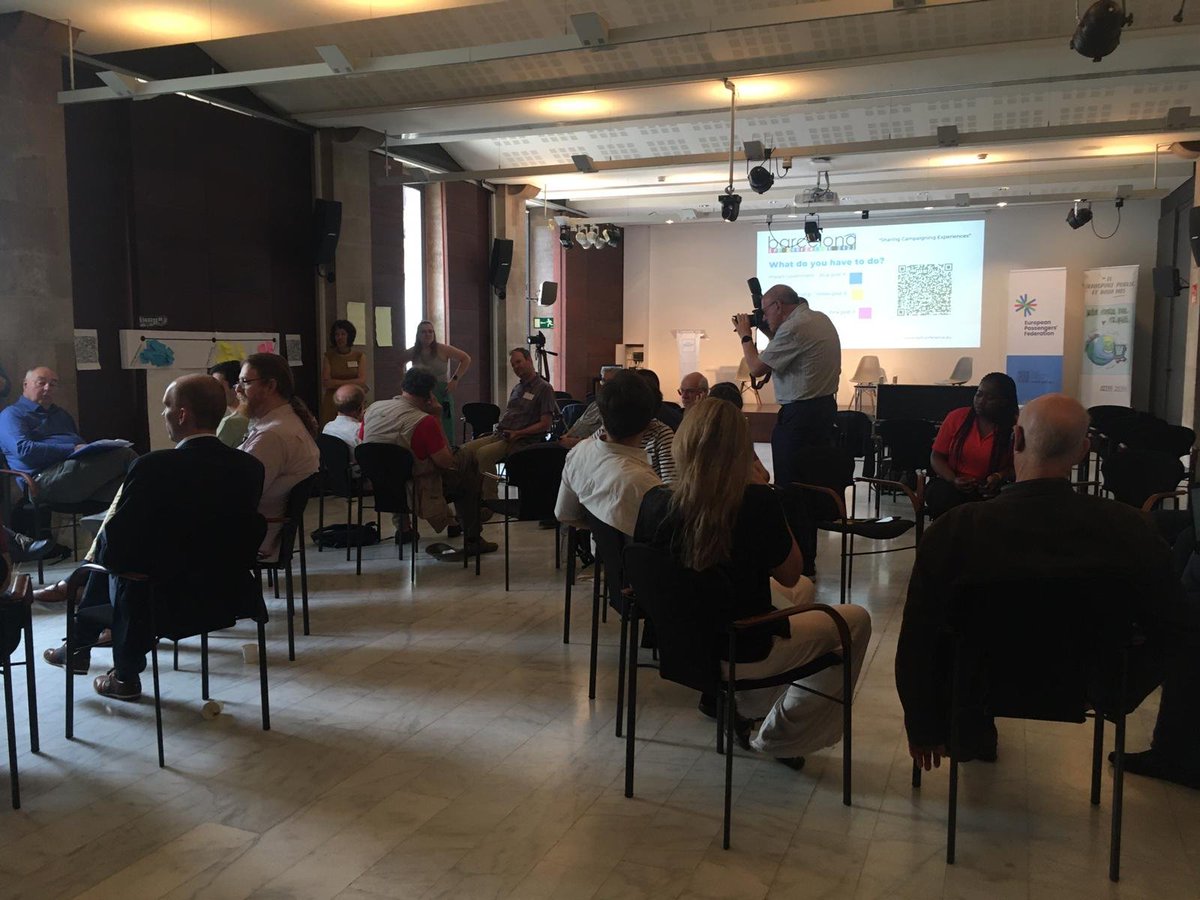 defensemR3's tweet photo. Avui participem al congrés de l'@EUpassengers que té lloc a Barcelona!

Hem participat a un taller amb diverses associacions de defensa del tren de tot Europa sobre incidència política i vinculació amb la ciutadania. #EPFConference https://t.co/kS3Y51TcC6