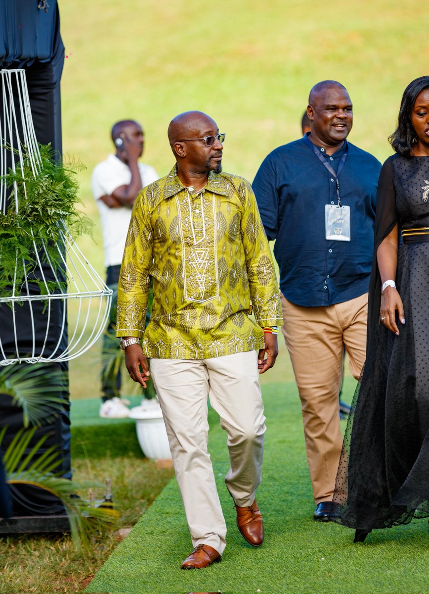 gaetanokagwa's tweet photo. When you are with the Director Industry Affairs & Content Development for Uganda Communications Commission, @JulesMweheire, & the co emcee, @malaikatenshi, at the @UgandaFilm Festival you have to dress the part.
#UFF2023
#UFF10 @UCC_Official
📸 @romantick_ug
📸 @larryhector256 https://t.co/jSWUMfhqzX