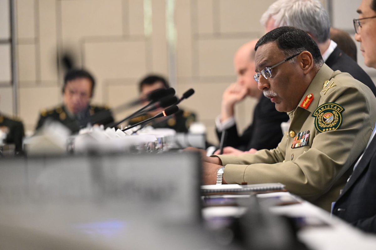 At #SLD23, #CJCSC Gen. Sahir Shamshad highlights Pakistan's active role in Arms Control, Disarmament, & Non-Proliferation. Equal security principles reduce #nuclear risk. Our proposal on Strategic Restraint Regime in South Asia awaits a mature response. #Pakistan #NuclearSecurity