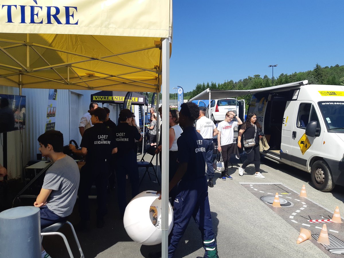 Fier de soutenir les Cadets de la #gendarmerie #Dordogne.  Belles valeurs portées par ces jeunes !
#proximité #engagement