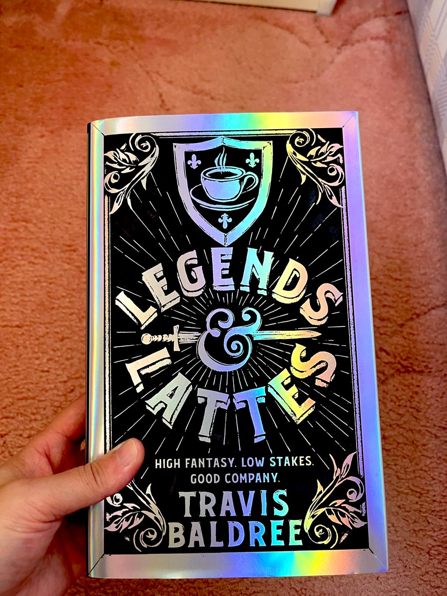 ConnieL1818's tweet image. Legends and lattes is finally here 🥳 @FairyLoot @TravisBaldree #prettybooks #bookbox #cosyfantasy #ilovebooks