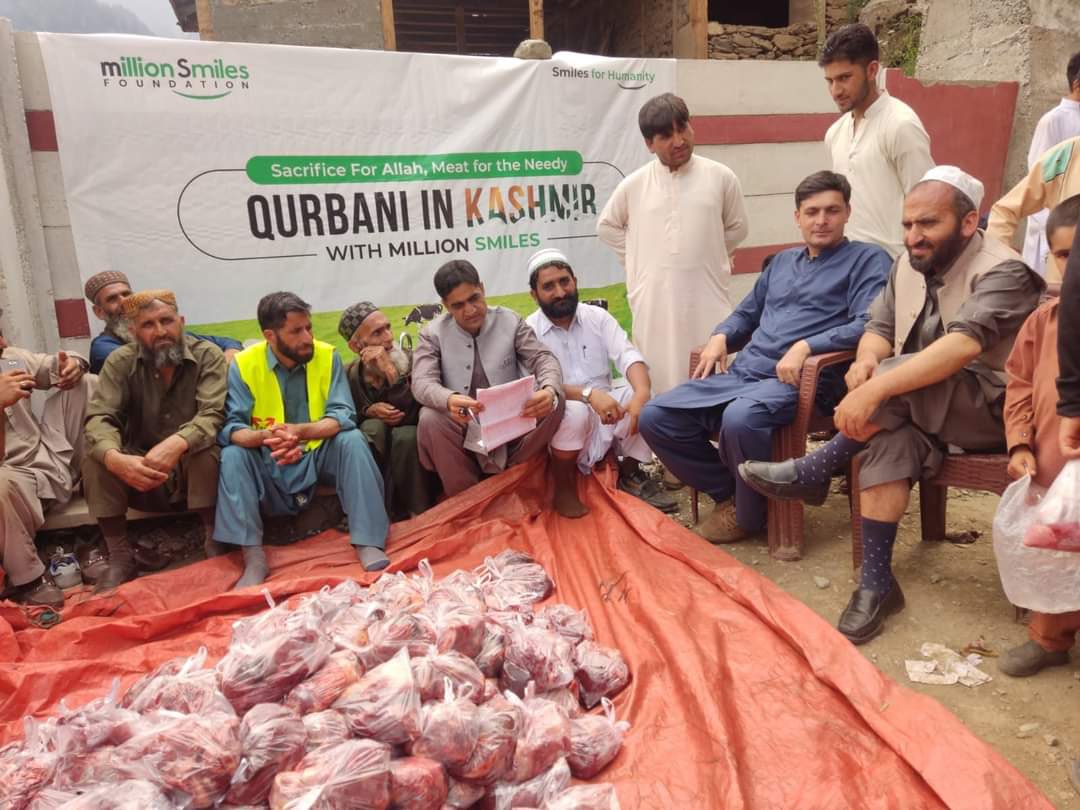 SheikhShahan21's tweet photo. Now make this eid Good for everyone let’s try . #QurbaniwithMillionSmiles 

You are invited to take part in this benevolence via the account details given below.

Account Title: Million Smiles Foundation
Bank: BANKISLAMI
PAKISTAN LTD 
A/c Number: 205357021940001 https://t.co/QgEDppQszS