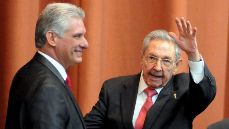 Felicidades General de Ejército  en su 92 cumpleaños, siga con el pie en el estribo, su luz y ejemplo nos guía.

#RaulEsRaul🤎
#CubaPorLaVida 🤎 
 #CubaCoopera🤎
#60AñosSalvandoVidas🤎