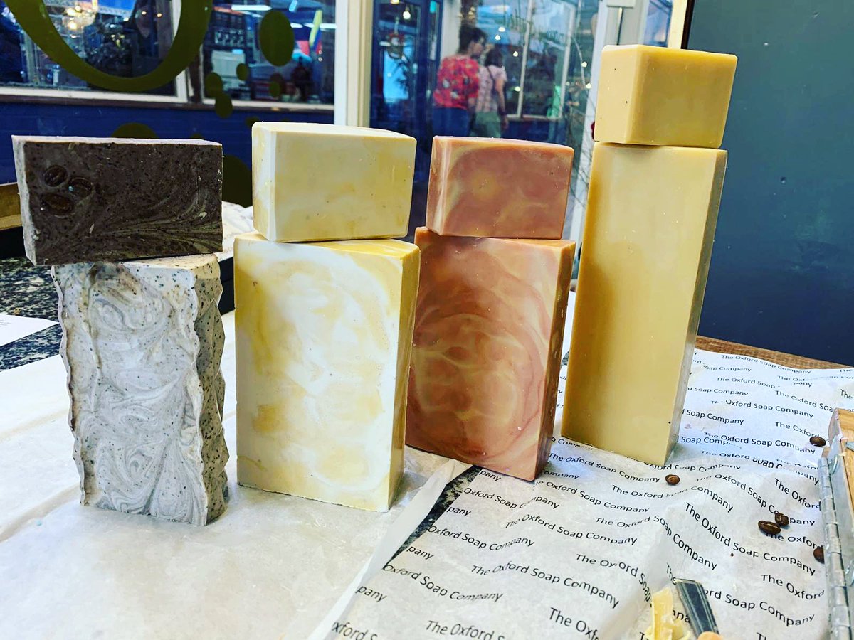 New recipes being finalised. Any guesses what these beauties are?

#newrecipe #becreative #coldprocesssoap #soap #handmadesoap #hardsoap #shopsmall #shoplocal #indieoxford #oxford #coveredmarketoxford #oxfordsoapcompany