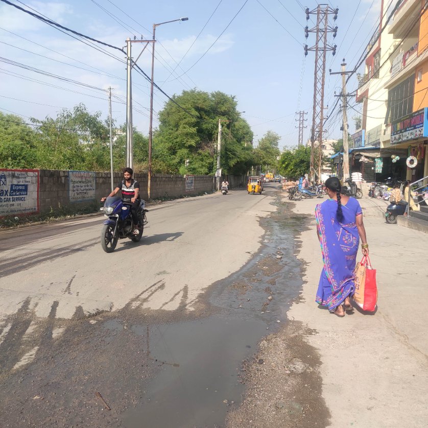Citizen_TS's tweet photo. #erraboda #saibestbuy #attapur
Either it rainy or #summer season
Drainage overflows 365 days here
๐ & at #upperpally court
@HMWSSBOnline @vennelakishore @vinay_vangala
#cyberabad #TelanganaTurns10
#hyderabadrains
@arvindkumar_ias @KTRBRS @GadwalvijayaTRS #telan https://t.co/2FwQINiVF9