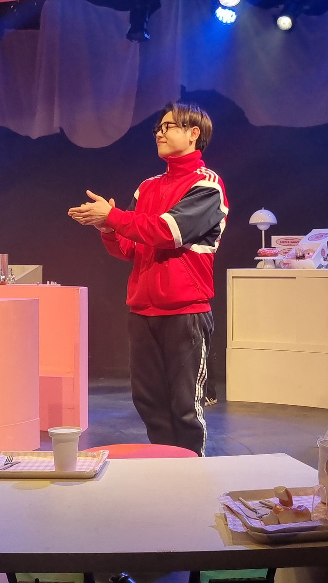 dear_Ulight's tweet image. #도넛 #유권 #극단소년

나는 고시공부한다
고로 고시생이다❤️‍🔥