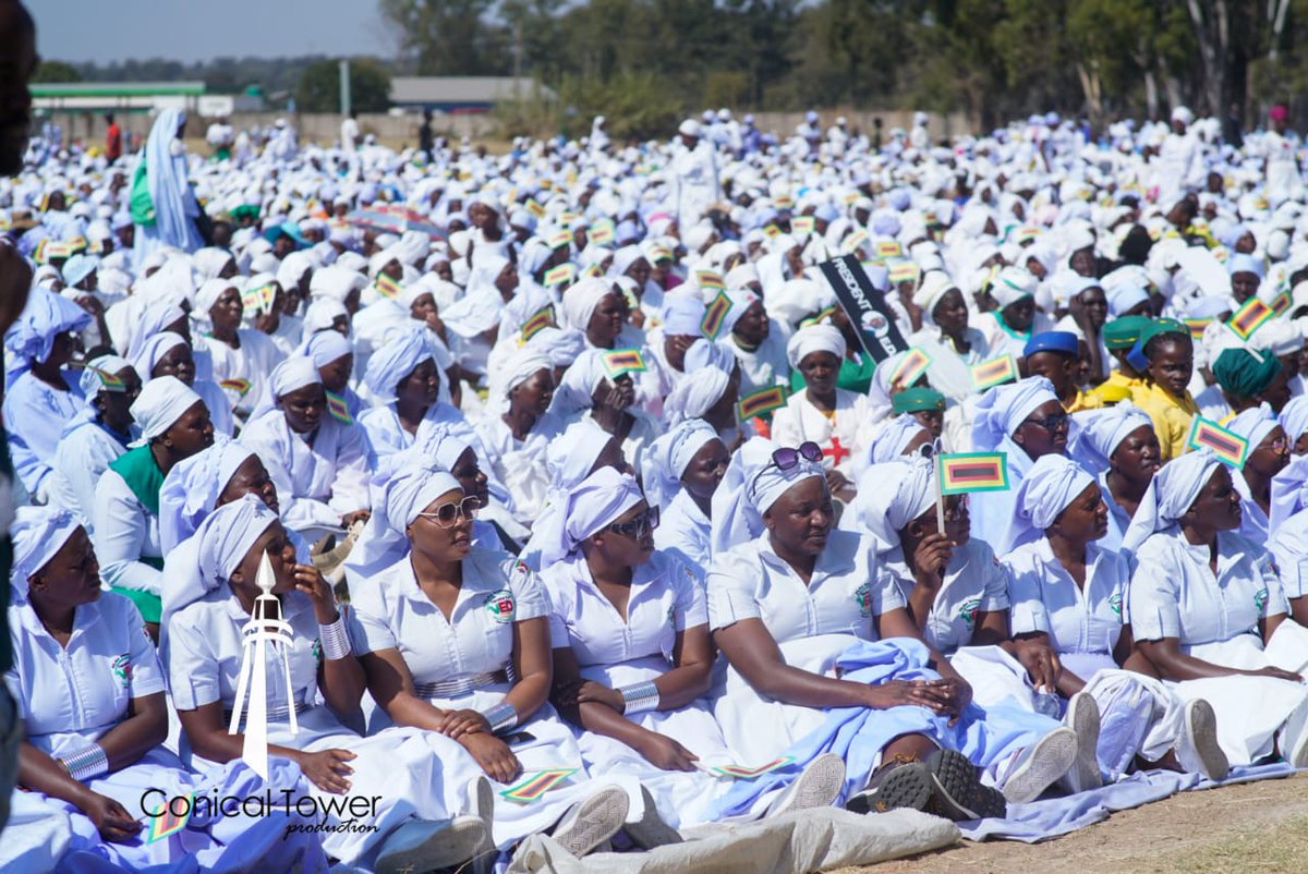 BaShonaBaShona's tweet photo. If you don't have support of the indigenous churches in Zimbabwe, you will not be the President of this country . #Mapositori4ED https://t.co/jbC8zc0bIt