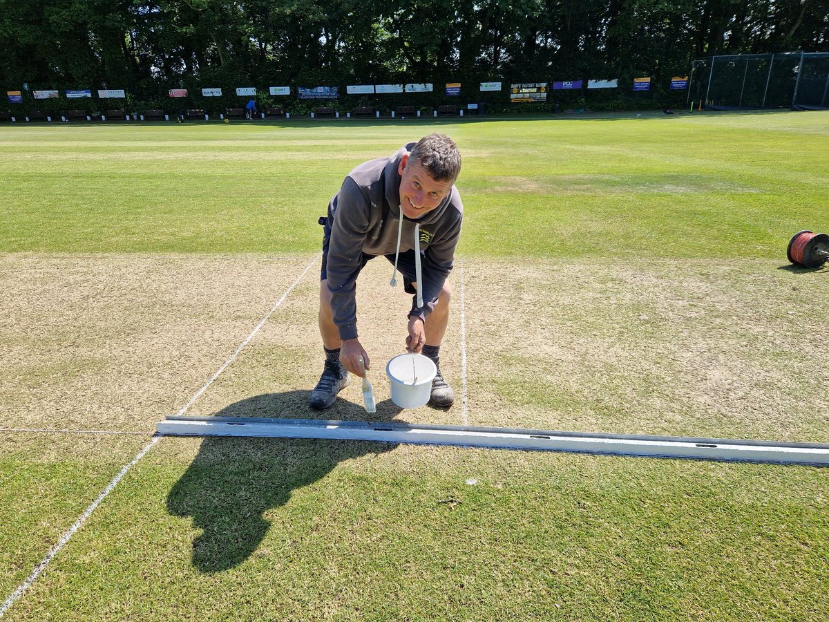 RT Another busy morning down at the club earlier on today. Richard Good jet washing the benches and pathway on Memorial Row, Ady Starkie doing bricklaying repairs, Graham Hepworth watering the plants and our <a href="/bclcricket/">Gordon Rigg Bradford Premier League</a> award-winning Groundsman Mark Mason marking out the wicket.