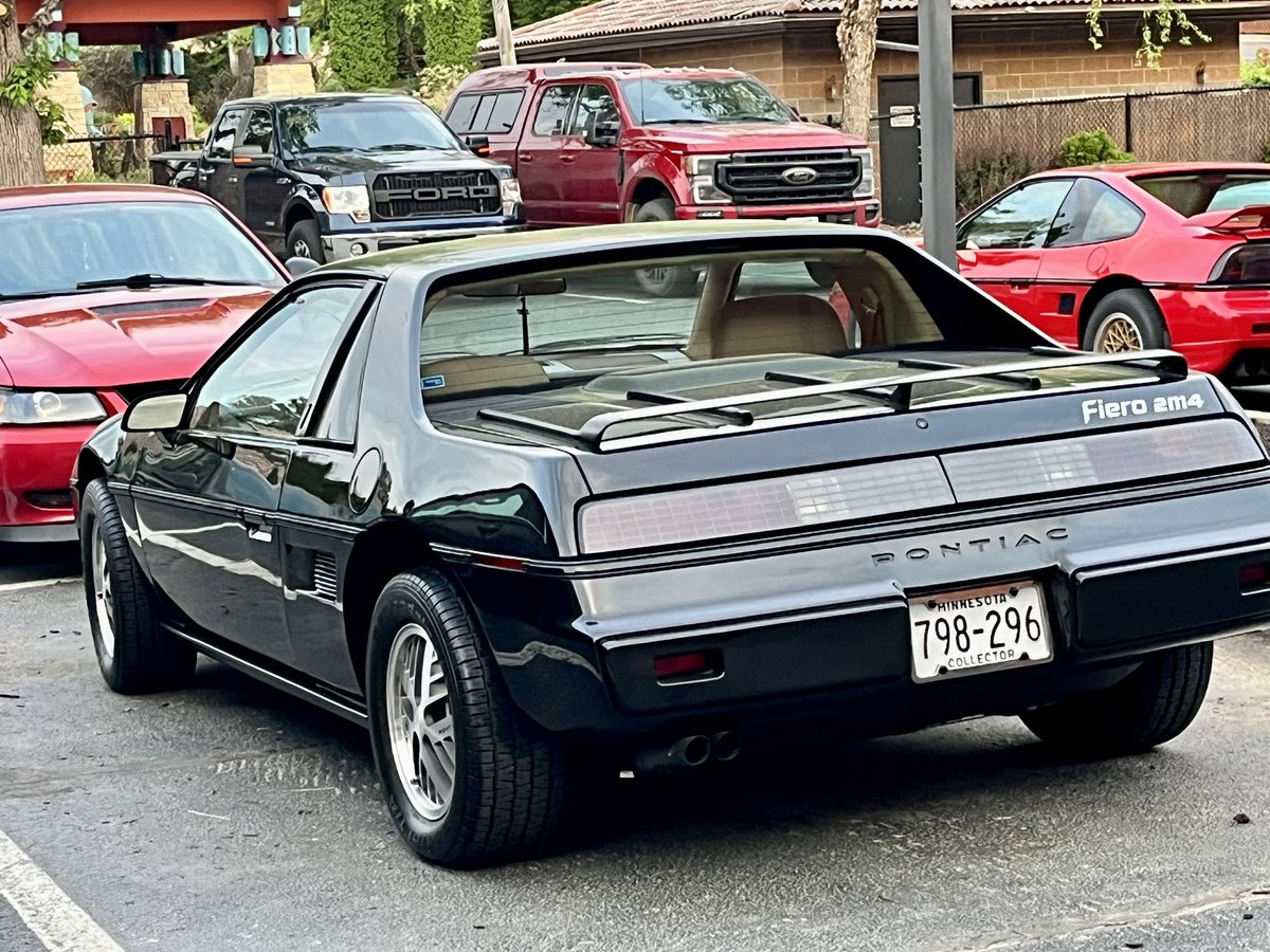 FanaticsFiero's tweet photo. Dells Run
#Fiero #Pontiac
#DellsRun #Wisconsin #FieroFanatics https://t.co/OdDcLGxyP1