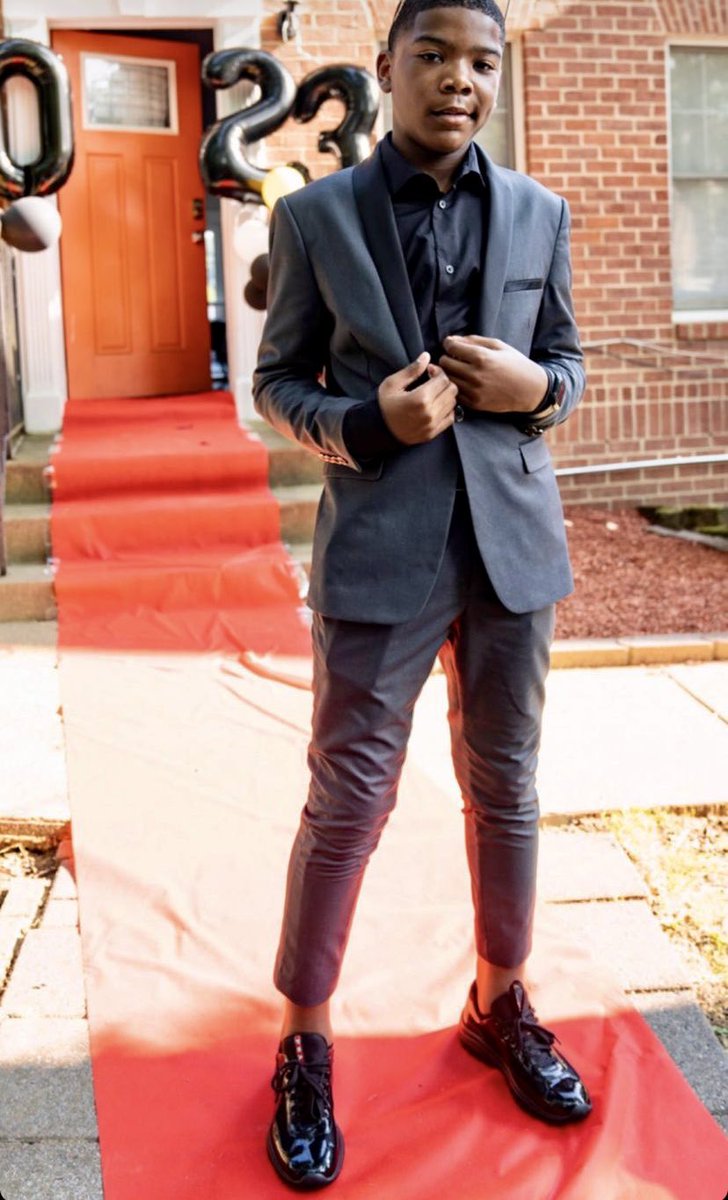 LeroySonn's tweet image. Life Coming Quick; Don’t Miss The Moments! #5thGradeProm #PromKing #MyJr