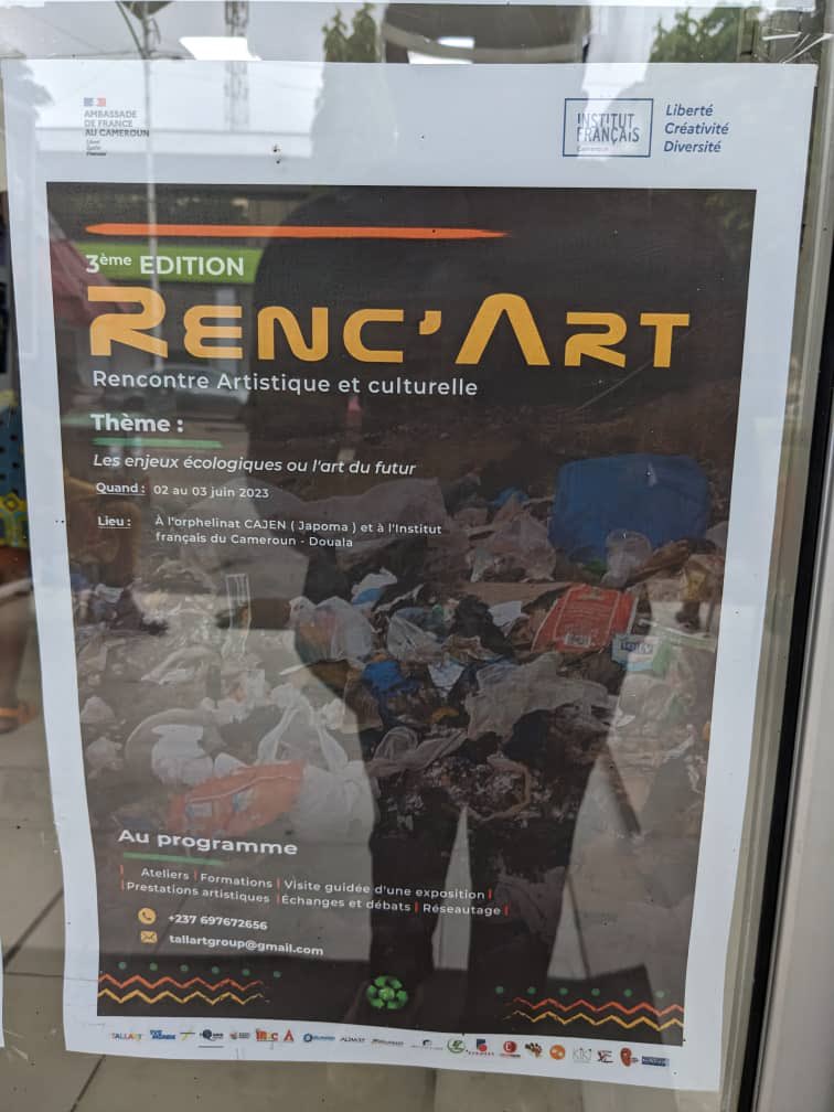 Rencard 3 Atelier de recyclage pour les enfants

@Tallart_Group , @Institut_français_du _Cameroun @AssociationDesBlogueursduCameroun
 #rencart_edit_03 #tallartgroup #Rencart #rencart_03_edit  ☺️