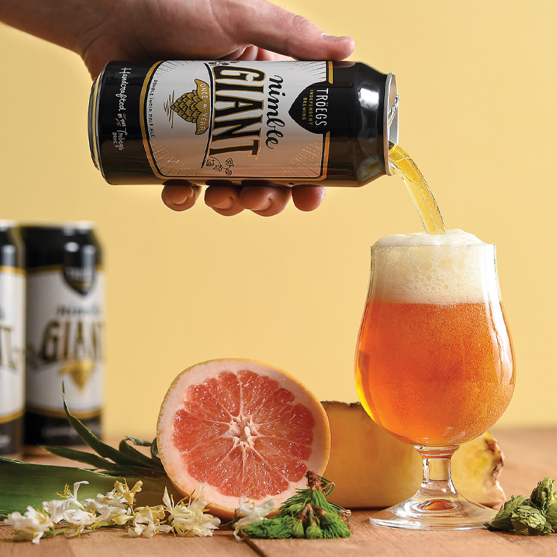 The beautifully bold Nimble Giant is ripe with notes of grapefruit, pineapple and honeysuckle.
@troegsbeer #troegsbeer #troegs #nimblegiant #dipa #doubleipa #craftbeer #beer #hunterdon #hunterdonbrew