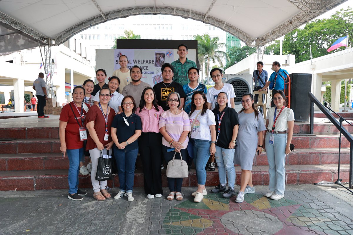 Quezon City Government on Twitter "Tumulong sa distribusyon ng cash