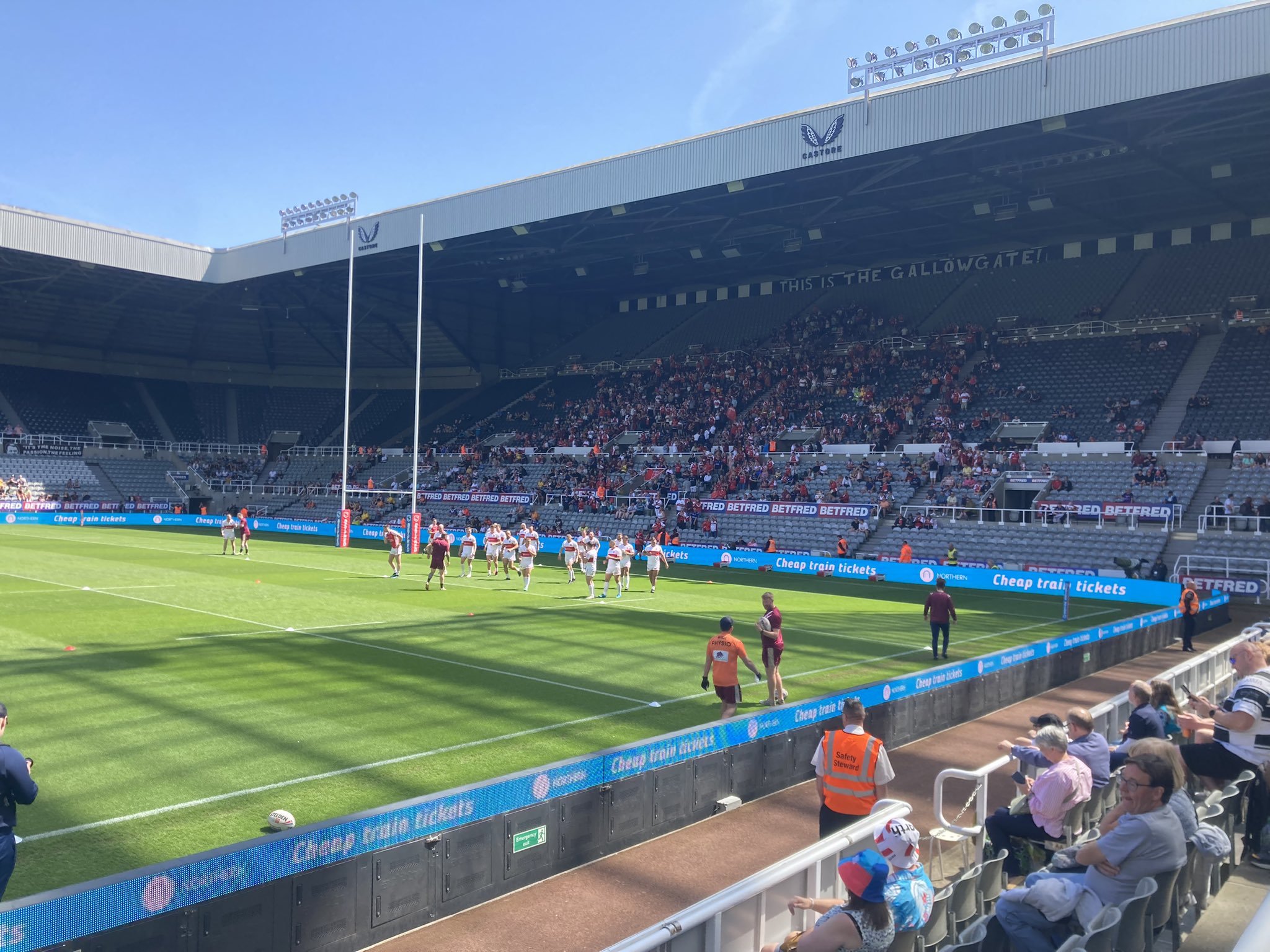 Adam Clarke on Twitter "Both sides are now out for their warmups with