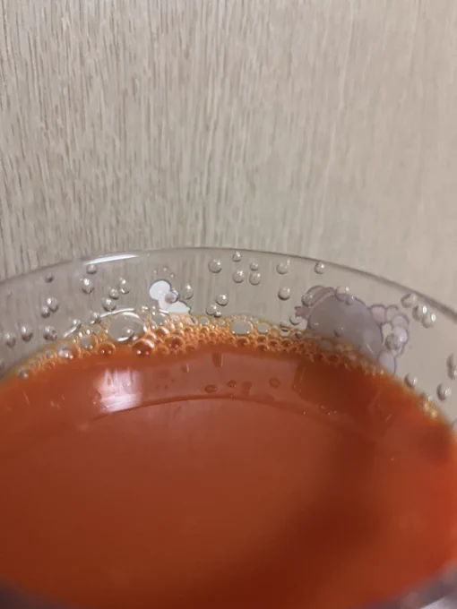 ロアちゃん今日も野菜一日一杯  今日はロアちゃんの確定申告疲れからのスプラ見た 確定申告は恐ろしいやつだけどスプラロアちゃんもキルいっぱいして相手は震えてたね ロアちゃんの激しい言葉と一緒に出る雑談も焼肉弁当食べるのも何度見ても楽しいしお腹が減るよ〜!  #ロアゲート