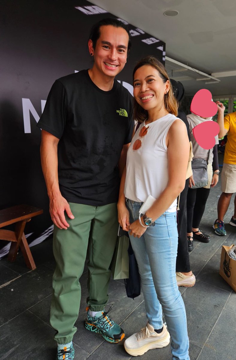 InaKinoy's tweet photo. Baru kali ini norak ketemu pendaki pujaan hati @Rikasharsa #indofest2023 https://t.co/w5jYljLlXn