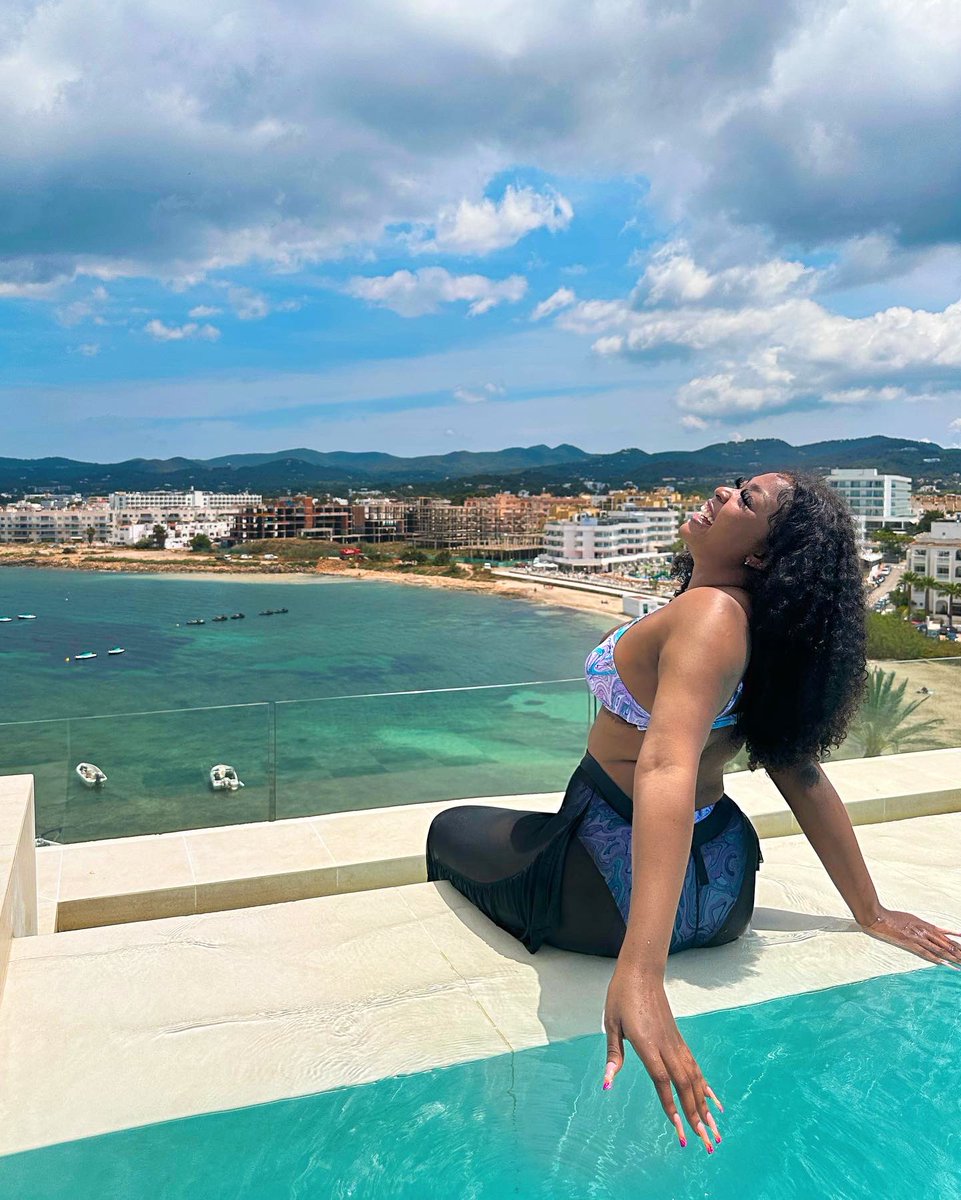 caramel_sugarxx's tweet photo. Summer 2023 🥰🌴 Ibiza, Spain ✨ https://t.co/QNwdgRqe9b