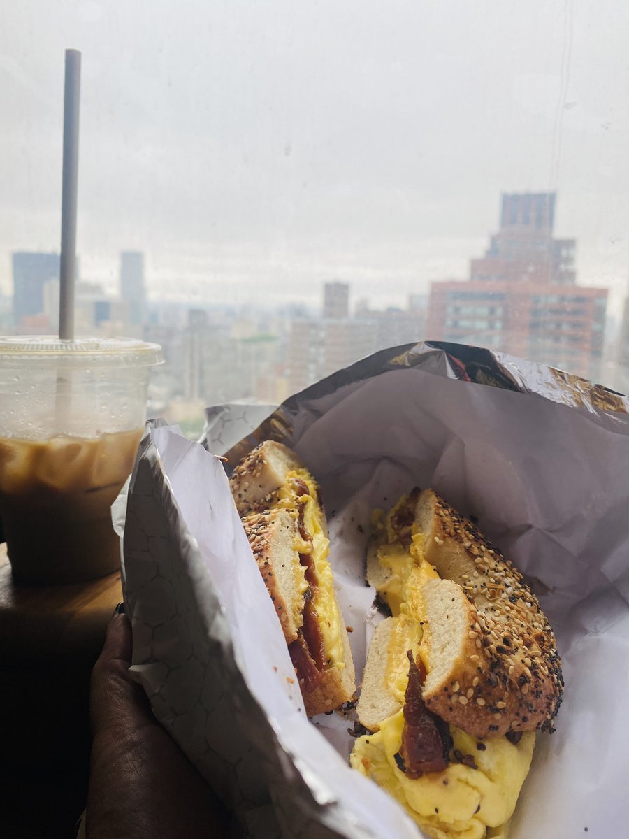 *Hazel Alvarado* tweet media