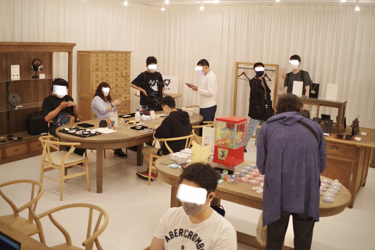 reb_audio's tweet photo. 本日も初来店の方や秋葉原からご来店いただいている方まで、音や製品はもちろん、STOREのこと���で幅広くお話でき楽しく過ごすことができました!
ありがとうございました✨
#final_STORE としての営業日は、残り1日となりました。
���日もまた皆さまにお会いできることを心よりお待ちしております。 https://t.co/Afx3XVQsbH