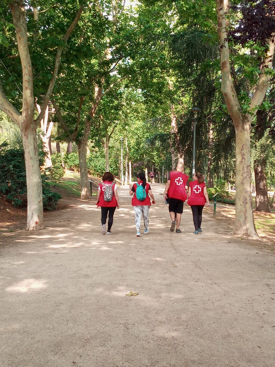 CruzRojaMostole's tweet image. Un año más, @CruzRojaMostole se une a las actividades del proyecto LIBERA «Unidos contra la #basuraleza» #LIBERA1M2 recogida de basura en entornos naturales.