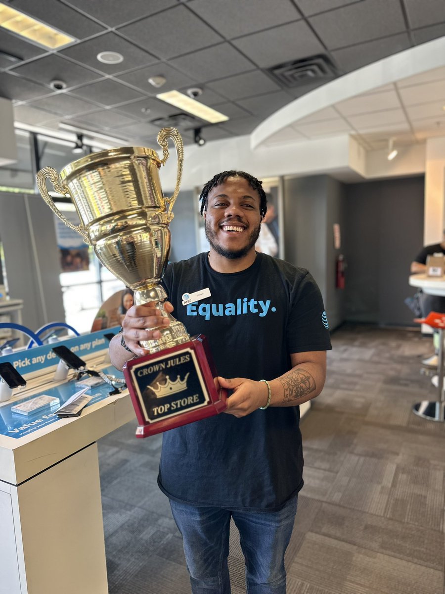 Kirsten Vanderhoof tweet media