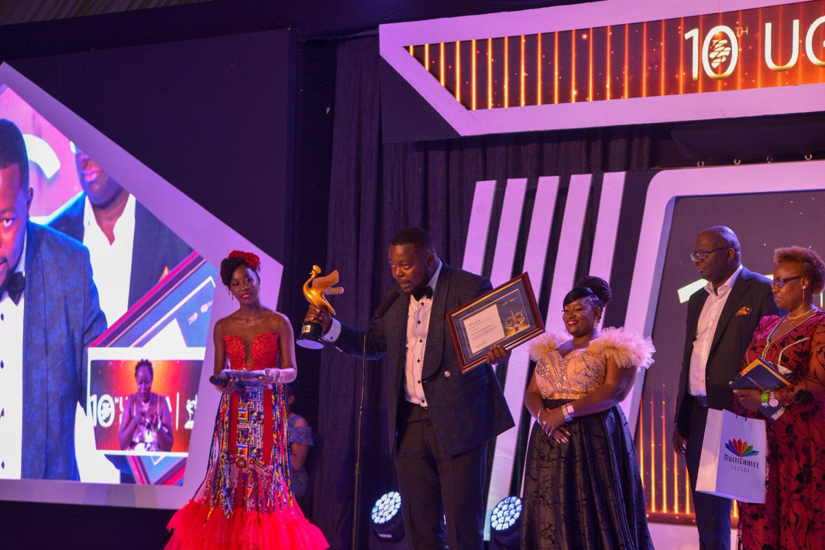 WhiteBearCOMM's tweet photo. @Thomas_Tayebwa: I thank @UCC_ED, Ms Irene Kaggwa Sewakambo for driving our local film industry in the right direction. I also congratulate all those who got awards in the various categories & encourage those who didn’t to continue working hard.
#WhiteBearNews #UFF2023 #UFF10 https://t.co/Gshq0vjdDG