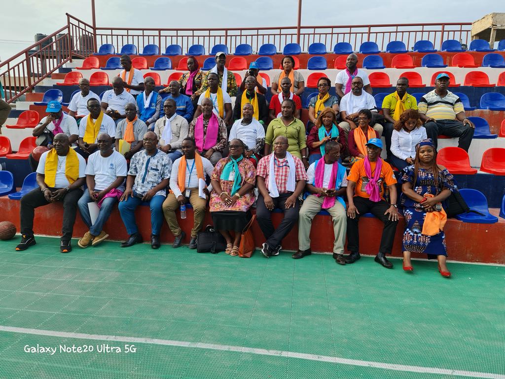 Tonyakumu's tweet photo. @UnhcrLiberia ends Retreat &amp; Code of Conduct session. Impressed by Colleagues' dedication to our work &amp; the theme of Trust &amp; Collaboration. Am honoured to work with such a rich team.Very sad but acceptin the realities of necessary change in our footprints inLiberia. Thank u Team. https://t.co/5RL8WeuiBw