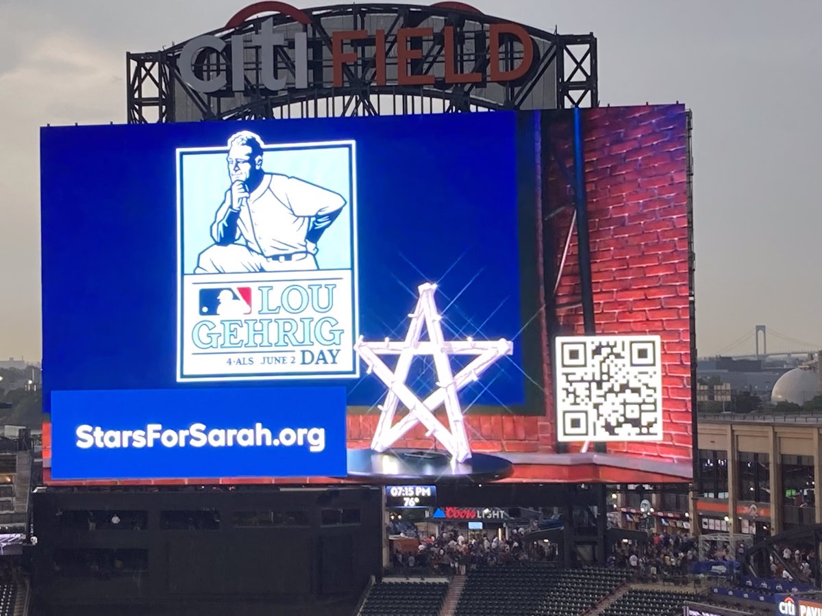 The Mets paid tribute on #LouGehrigDay to Sarah Langs, an MLB.com writer and researcher and longtime ESPN statistician. Diagnosed with ALS in 2021, Sarah lives for baseball, and baseball loves her back. #IAA4Lou #FALS