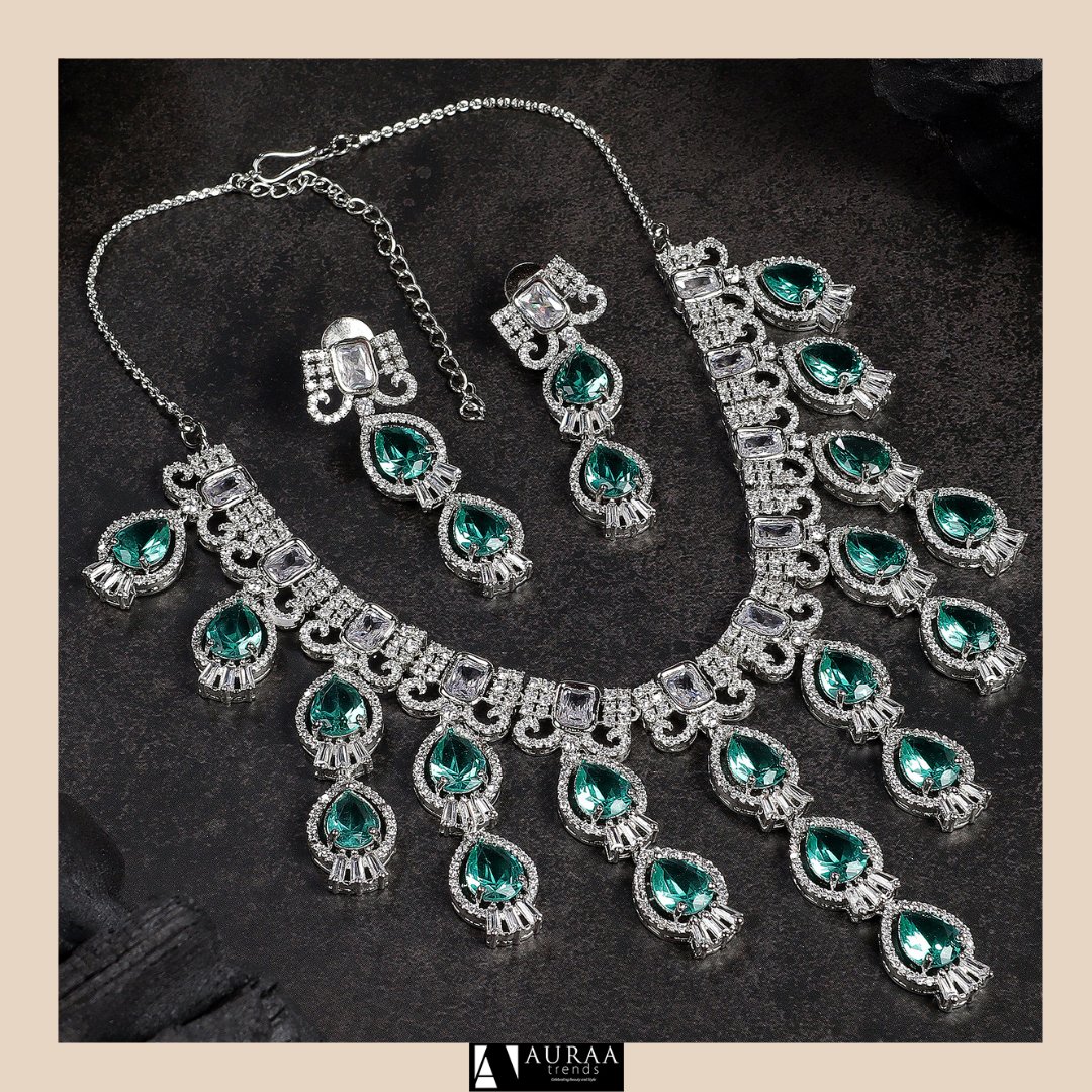 To get this eye catching diamond necklace visit auraatrends.com and shop now🛍️

auraatrends.com/product/rhodiu…

#auraatrendsjewellery #auraatrends #daimondnecklaces #rhodium #rhodiumplated #diamondnecklaceset #americandiamondjewellery #americandiamond #americandiamondearrings