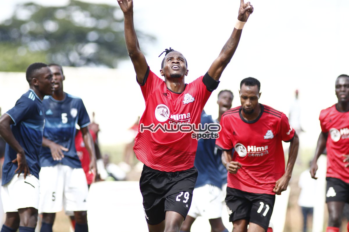 KawowoSports's tweet image. HALFTIME: Police FC 0-1 Vipers (Milton Karisa 15'⚽)

#KawowoUpdates #POLVIP | 📸: John Batanudde