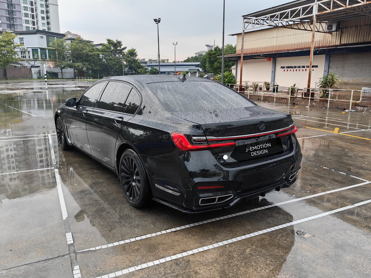 SimonChen9738's tweet photo. BMW 7 SERIES F01 / F02 CONVERT TO G13 BODY PARTS AND BODY KIT #simonchen #jemotiondesign #bmw #bmwx6 #bmwe46m3 #bmwe39 #bmwf30 #bmwg13 #bmwg12 #alphard #alphard20 #alphard30 #vellfire #vellfire20 #jebodykit #jedesign #jemotionbodykit #lexus #lexuslm #estima #j200 #lc300 https://t.co/Rejm5gUN5o
