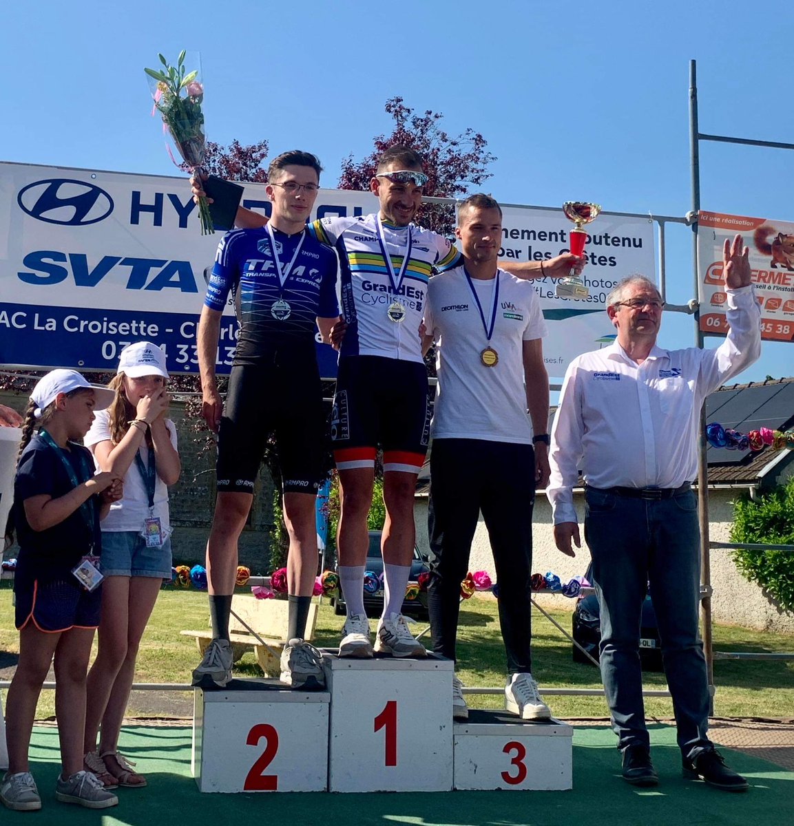 Team Macadam's Cowboys (@teammacadamscow) on Twitter photo Championnat du Grand Est en Contre la Montre.
Maël Savignard conserve son titre !
C’est une nouvelle victoire pour les Cowboys.
<a href="/InterbevGdEst/">Interbev Grand Est</a> <a href="/regiongrandest/">Région Grand Est</a> <a href="/istaFrance/">istaFrance</a> Championnat du Grand Est en Contre la Montre.
Maël Savignard conserve son titre !
C’est une nouvelle victoire pour les Cowboys.
<a href="/InterbevGdEst/">Interbev Grand Est</a> <a href="/regiongrandest/">Région Grand Est</a> <a href="/istaFrance/">istaFrance</a>